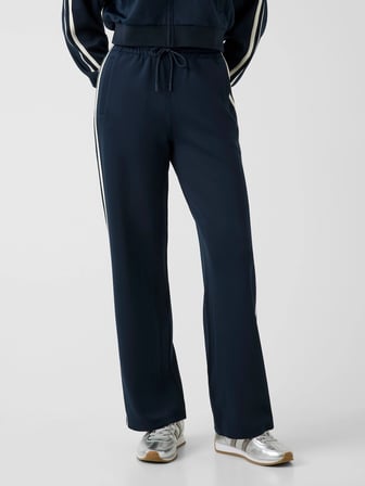 Guess Hoshi Kadın Aktif Regular Fit Scuba Eşofman Altı