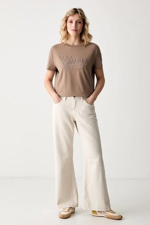 Guess Syrma Kadın Aktif Regular Fit T-Shirt