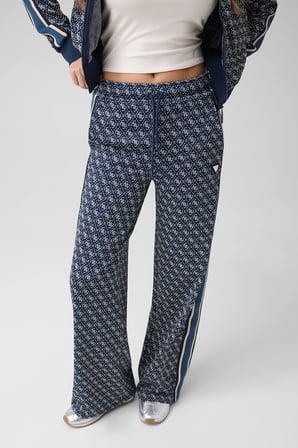 Guess Allover Kadın Aktif Relaxed Fit Eşofman Altı
