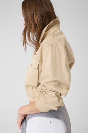Guess Juliane Fonksiyonel Kargo Cepli Kadın Bej Ceket W6YL20W2910-A117