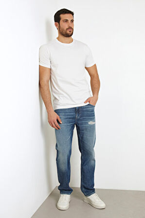 Erkek Guess Nakış İşleme Logolu T-Shirt - Beyaz | M