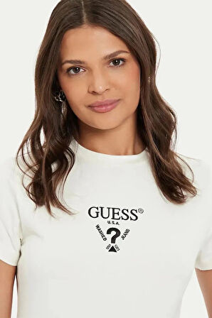 Guess Kadın Siyah Önü Logolu T-Shirt
