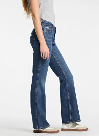 Guess Jeans Yüksek Bel İspanyol Paça Regular Fit Mavi Kadın Denim Pantolon GJ G09 BOOTCUT - ECO REGEN CO RIVER