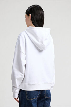 Kadın Oversize Kapüşonlu Nakış Logolu Sweatshirt - Beyaz | S