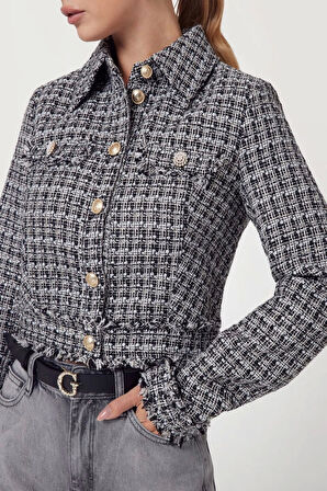 Guess Kadın Siyah Beyaz Daphnee Crop Kesim Tüvit Ceket
