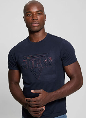 Guess Bisiklet Yaka Desenli Lacivert Erkek T-Shirt M5RI62K9RM1G7V2 BSC GUESS TRIANGLE