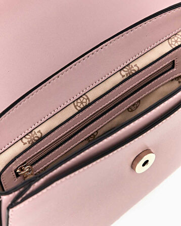 Guess Daryna Convertible Mıknatıs Kapaklı Omuz Çantası