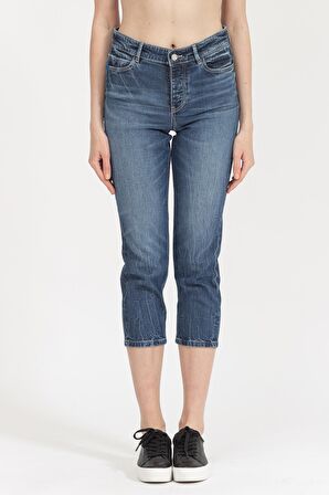 Guess 1981 Capri Button Kadın Jean Pantolon