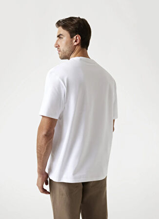 Guess Bisiklet Yaka Baskılı Beyaz Erkek T-Shirt M5YI27KCCM1-G011 Patch Erkek Oversi