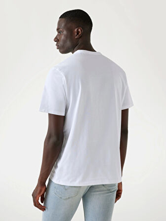 Guess Jersey Erkek Beyaz Regular Fit T-Shirt M5YI22K8FQ4-G011