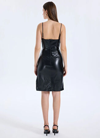 Guess V Yaka Düz Siyah Orta Kadın Elbise Fergie Kadın Elbise