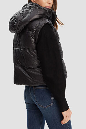 Guess Ernestine Dolgulu Kadın Crop Yelek W5YL11WHDO2