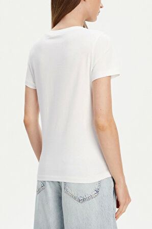 Guess Pearls Kadın Beyaz Regular Fit T-Shirt W5YI40I3Z14-G011