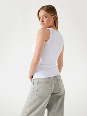 Guess Raissa Kadın Beyaz Top W5YP00KCXJ2-G011