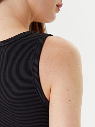 Guess Raissa Kadın Siyah Top W5YP00KCXJ2-JBLK