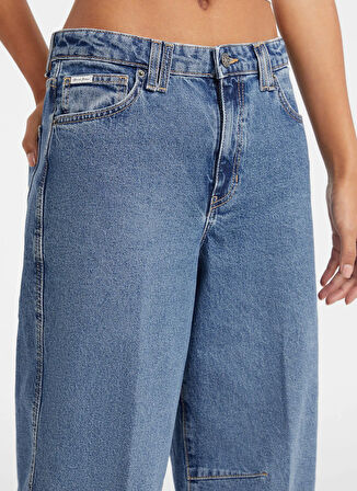 Guess Jeans Yüksek Bel Geniş Paça Relaxed Çok Renkli Kadın Denim Pantolon Guess Jeans Kadın Relaxed Fit Jean