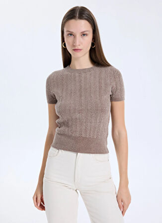 Guess Yuvarlak Yaka Düz Kahve Kadın T-Shirt Chenille Kadın Triko