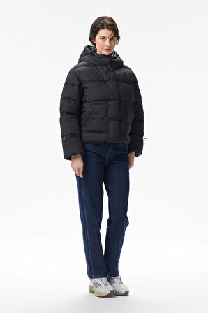 Kadın New Daisy Kapüşonlu Şişme Mont - Siyah | S