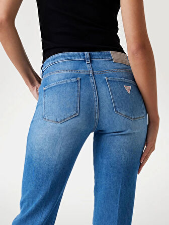 Guess Indigo Kadın Mavi Regular Fit Jean W5BA15D0614-WNWA
