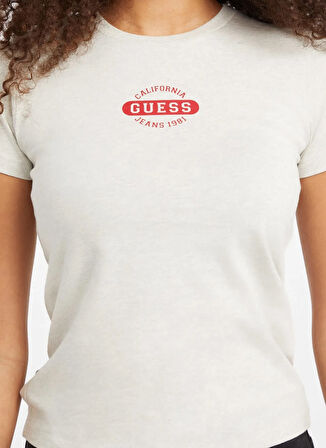 Guess Jeans Yuvarlak Yaka Baskılı Çok Renkli Kadın T-Shirt Guess Jeans Kadın Slim Fit