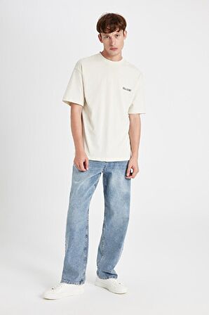 DeFacto %100 Pamuk Batman Boxy Fit Bisiklet Yaka Sırt Baskılı Kısa Kollu Tişört D1195AX24AUER117