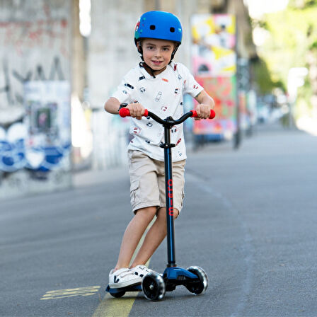 Micro Maxi Deluxe Pro LED 3 Tekerli Işıklı Çocuk Scooter Purple Pink