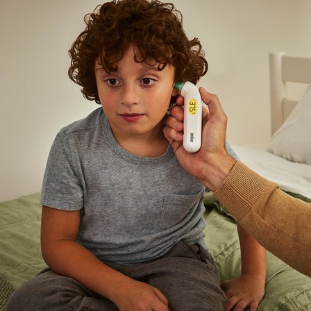 Braun IRT3515 Thermoscan Kulaktan Ateş Ölçer 