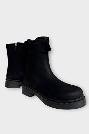 Süet Fiyonk Detaylı Fermuarlı Kadın Bot SİYAH