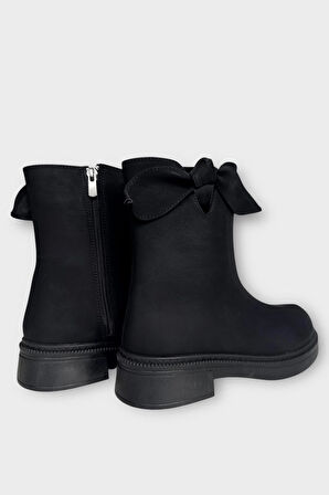 Süet Fiyonk Detaylı Fermuarlı Kadın Bot SİYAH