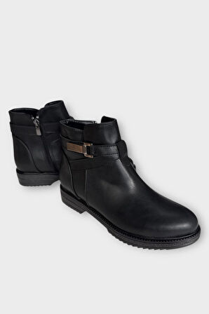 Kadın Tarz Toka Detaylı Günlük Klasik Bot SİYAH