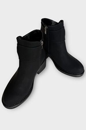 Taş Detaylı Kalın Topuklu Kadın Bot SİYAH - FÜME