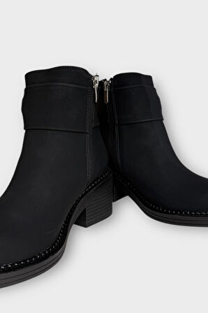 Taş Detaylı Kalın Topuklu Kadın Bot SİYAH - FÜME