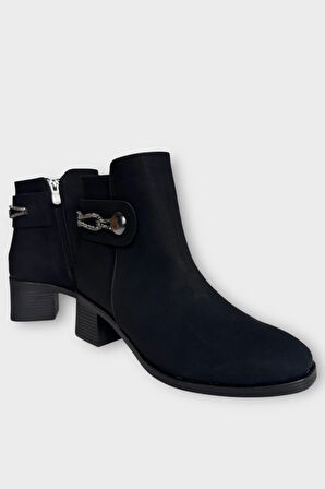 Kadın Taş Zincir Detaylı Topuklu Kadın Bot SİYAH - FÜME