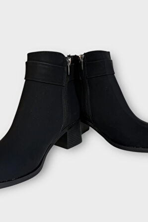 Toka Detaylı Kalın Topuk Sivri Burun Kadın Bot SİYAH - SİYAH