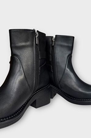 Toka Detaylı Topuklu Fermuarlı Kadın Bot SİYAH