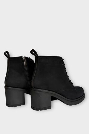 Kadın Bağcık Detaylı Fermuarlı Kalın Topuk Bot  SİYAH - FÜME