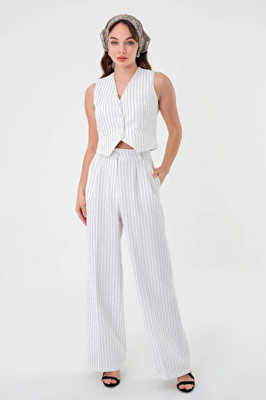 Kadın Beyaz Çizgili Yelek Pantolon Takım