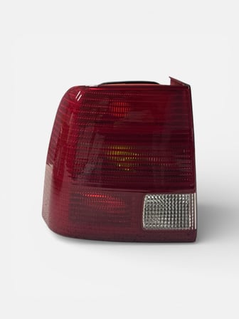DEPO VOLKSWAGEN PASSAT B5 SOL ARKA STOP LAMBASI 1997-2000