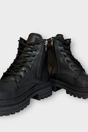 Kalın Taban Bağcıklı Fermuarlı Kadın Bot SİYAH