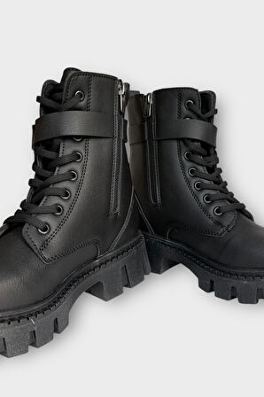 Kadın Çanta Detay Yüksek Kalın Taban Bağcıklı Fermuarlı Bot SİYAH