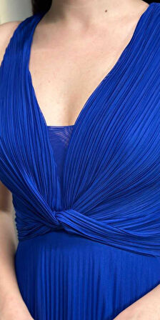 Saks Kalın Askı  Sırt Dekolteli  Kloş Etekli Şiifon Tül Uzun Abiye Elbise 7645