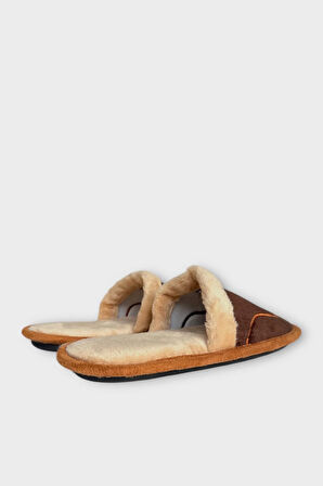 İçi Peluş Kaydırmaz Taban Bohça Unisex Ev Terliği KAHVERENGİ