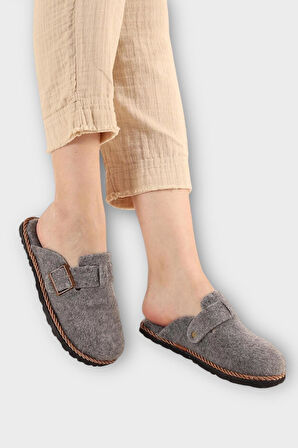 Tokalı Keçe Kumaşlı Ev Terliği GRİ