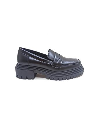 ALBİNİ SİYAH DERİ KADIN LOAFER AYAKKABI