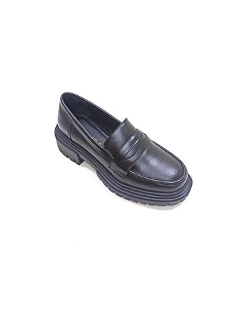 ALBİNİ SİYAH DERİ KADIN LOAFER AYAKKABI