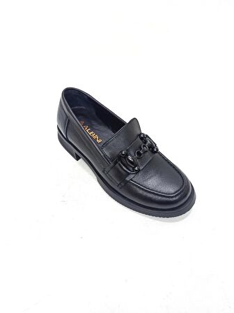 ALBİNİ SİYAH DERİ KADIN LOAFER AYAKKABI
