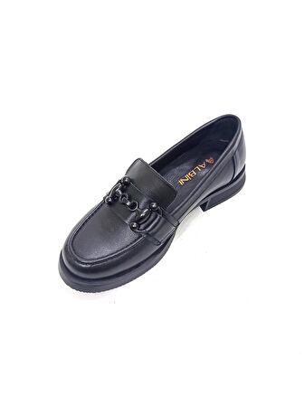 ALBİNİ SİYAH DERİ KADIN LOAFER AYAKKABI