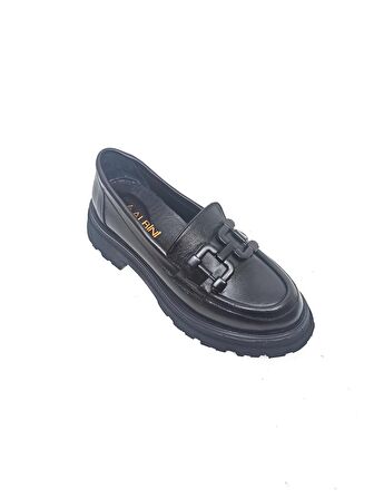 ALBİNİ SİYAH DERİ KADIN LOAFER AYAKKABI