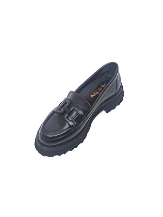 ALBİNİ SİYAH DERİ KADIN LOAFER AYAKKABI