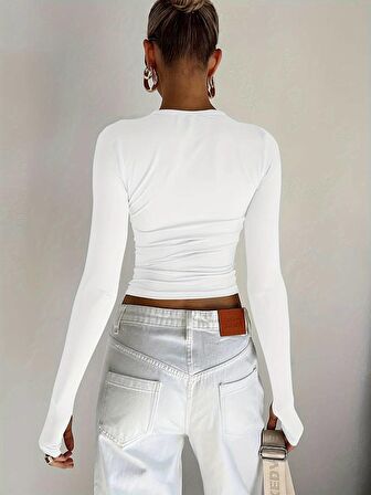 Beyaz Bisiklet Yaka Bluz Darkalıp Ribana Kumaş Parmak Detaylı Basic Body